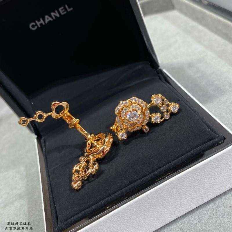 Ch**el earrings